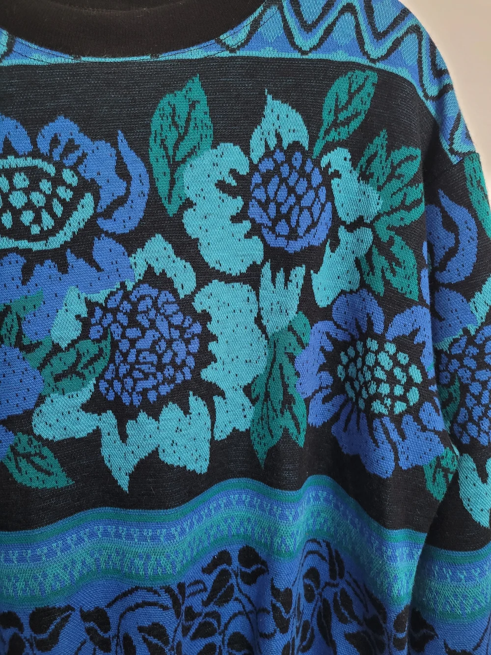 Vintage Top Notch Womens Floral Knit Crew Neck Sweater M Black Blue Teal